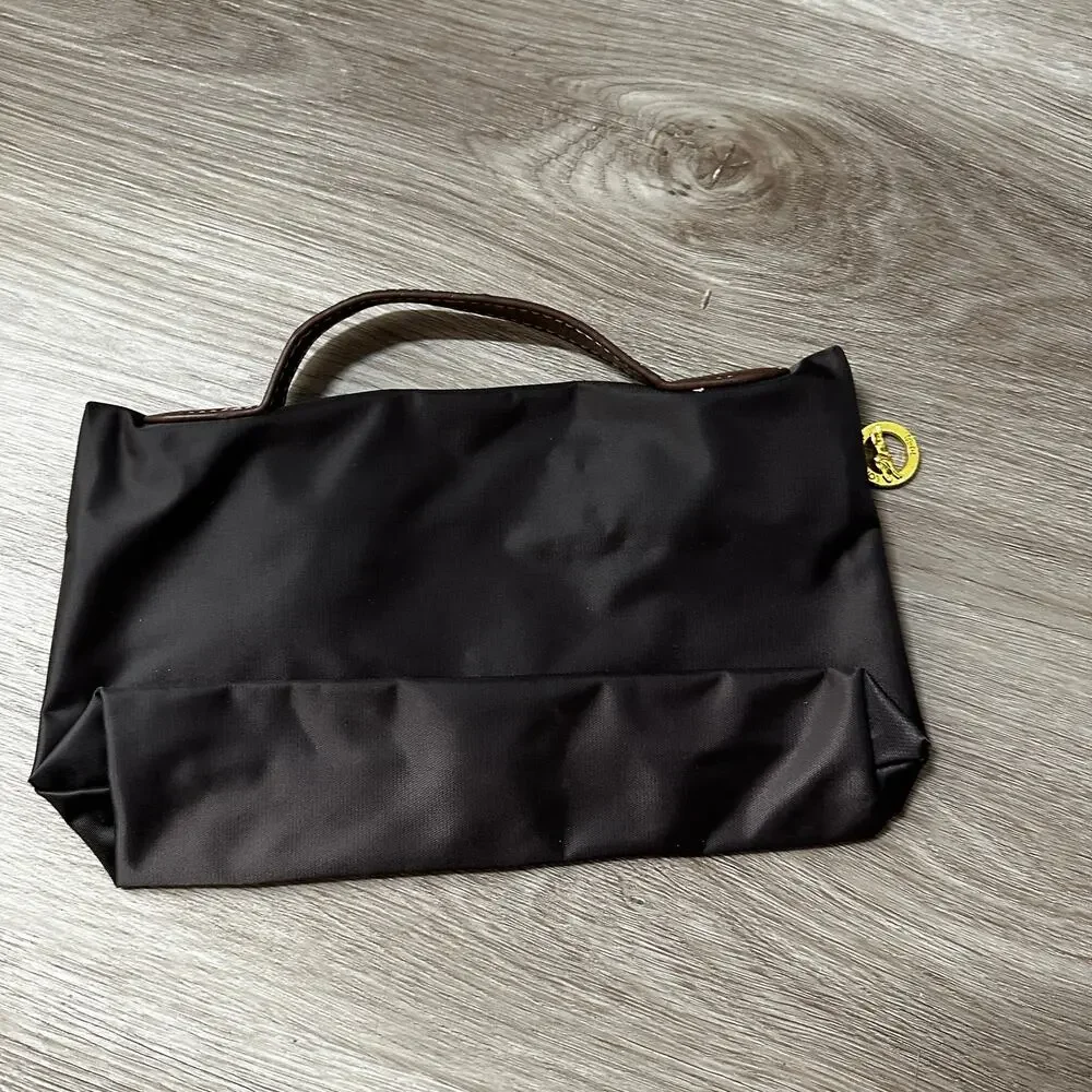 Longchamp vinyl black handle leather cosmetic travel bag zipper 10